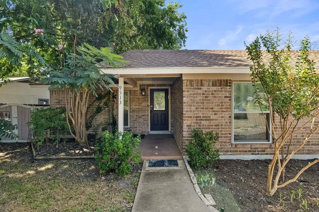 9513 Braeburn Glen Austin TX 78729