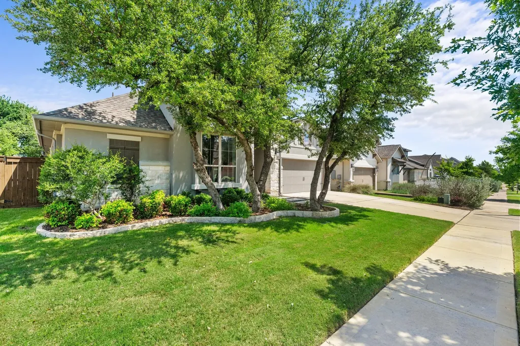 813 Heartleaf Drive Leander TX 78641