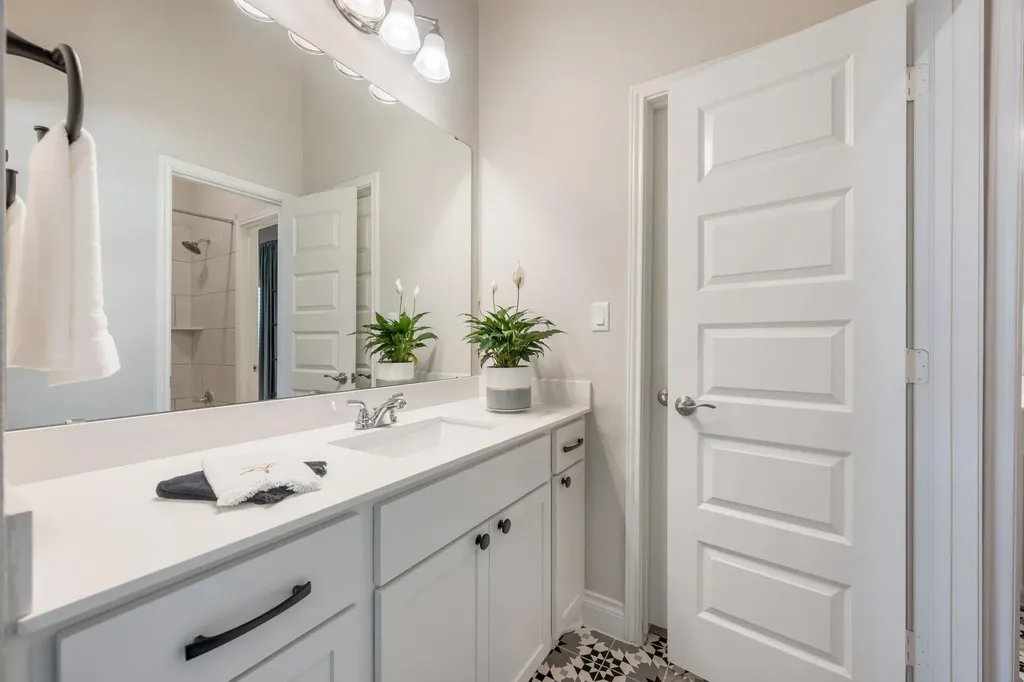 813 Heartleaf Drive Leander TX 78641