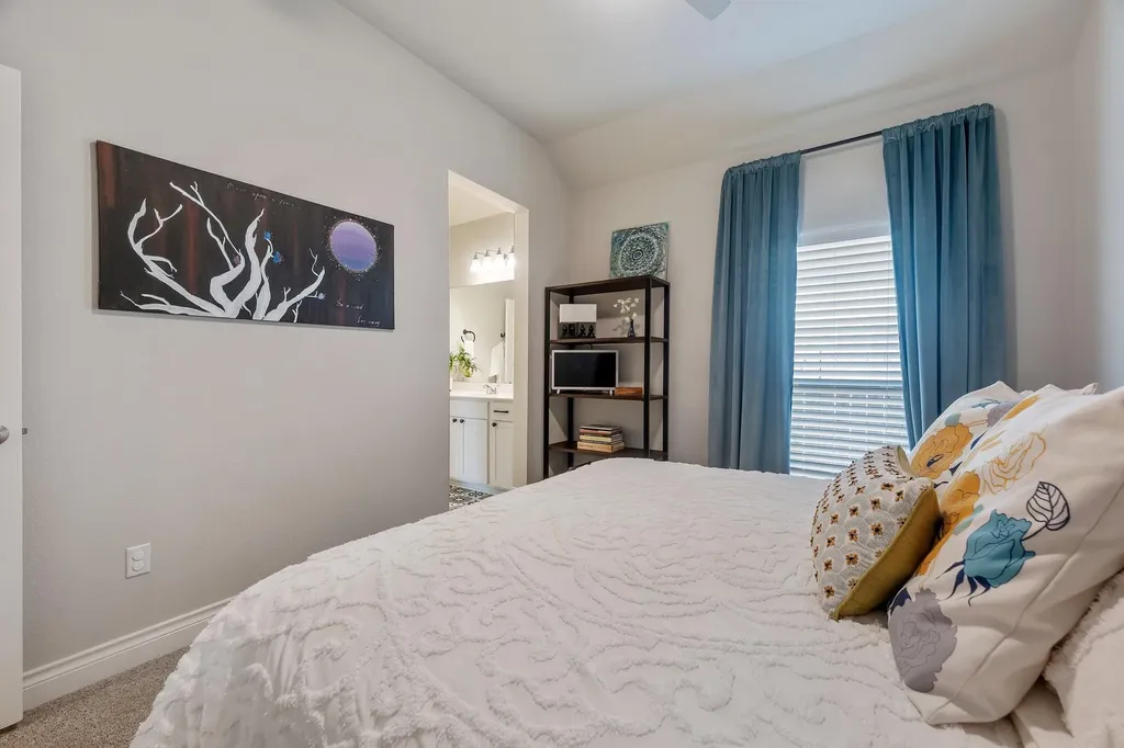 813 Heartleaf Drive Leander TX 78641