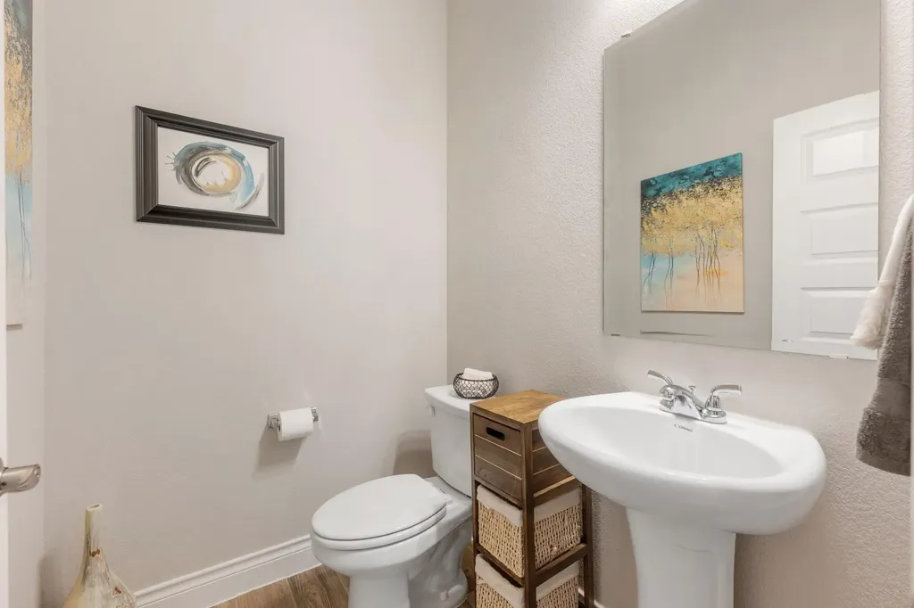 813 Heartleaf Drive Leander TX 78641