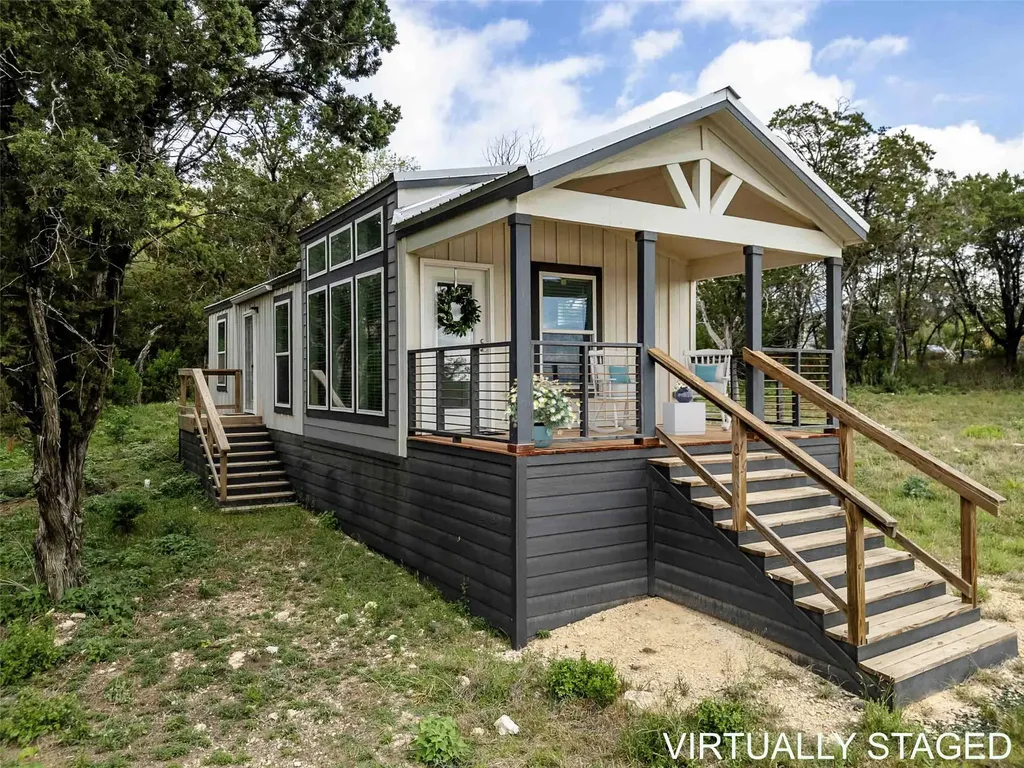 3810 County Road 410 Spicewood TX 78669