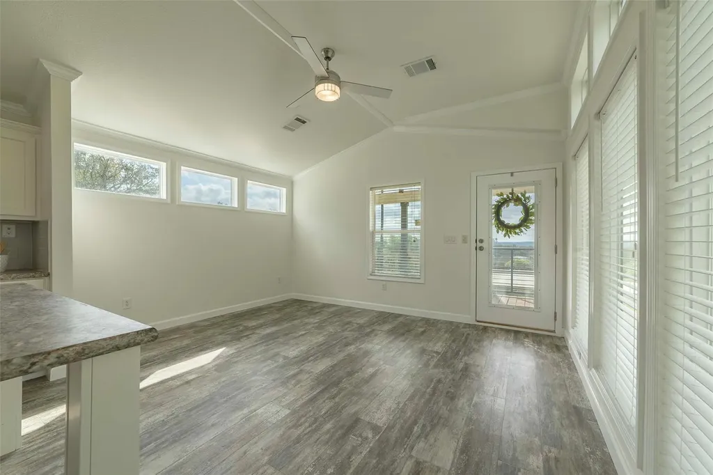 3810 County Road 410 Spicewood TX 78669