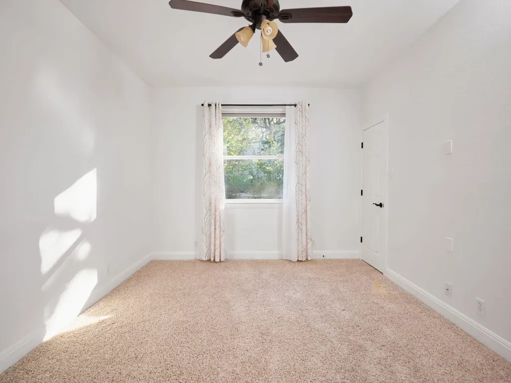 5612 Bonnell Vista Street Austin TX 78731