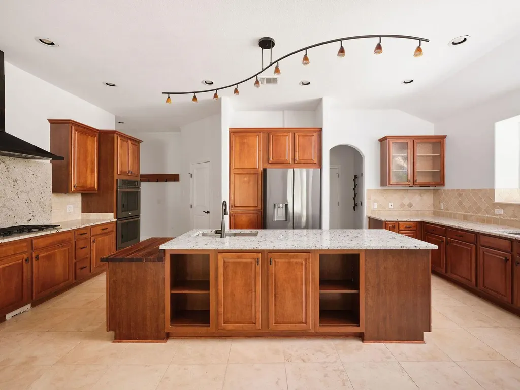 5612 Bonnell Vista Street Austin TX 78731