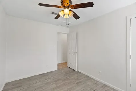 2604 Cockburn Drive Austin TX 78745