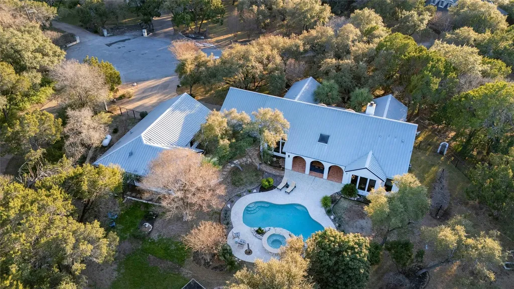 16904 Upper Woods Cove Austin TX 78734