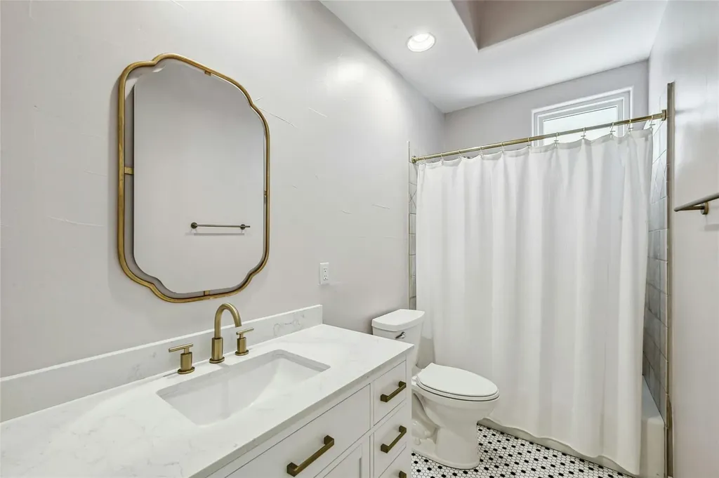 16904 Upper Woods Cove Austin TX 78734