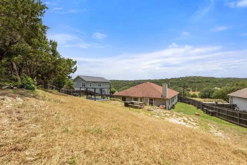 714 Newport Drive Spicewood TX 78669