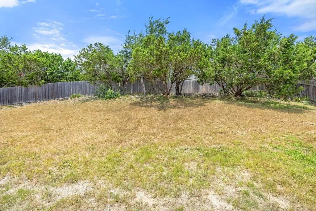 714 Newport Drive Spicewood TX 78669