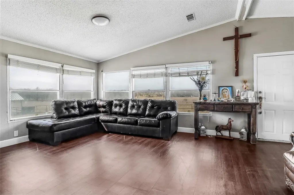 16201 Giese Lane Manor TX 78653