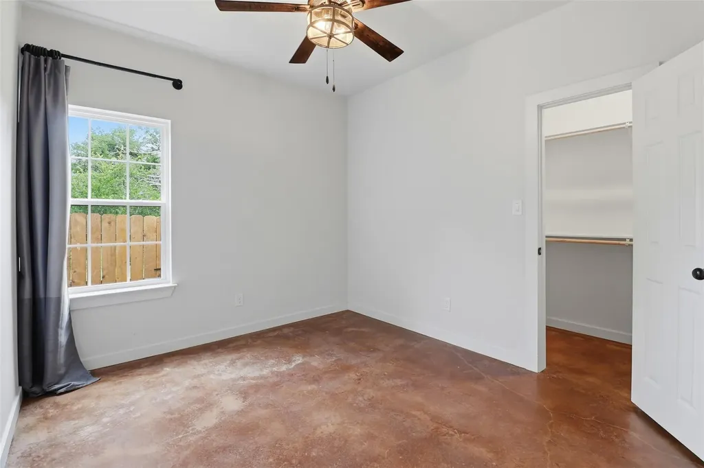 206 Sunfire Spicewood TX 78669