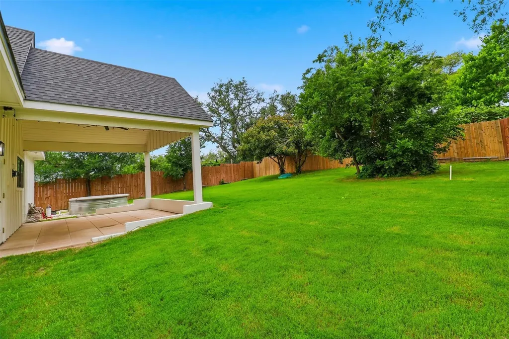 206 Sunfire Spicewood TX 78669