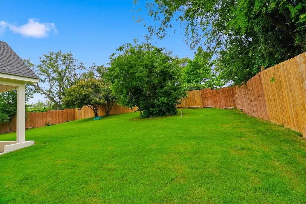 206 Sunfire Spicewood TX 78669