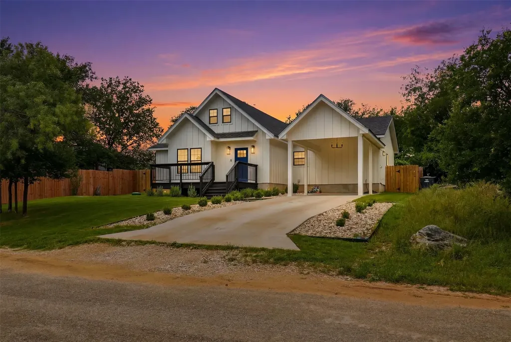 206 Sunfire Spicewood TX 78669