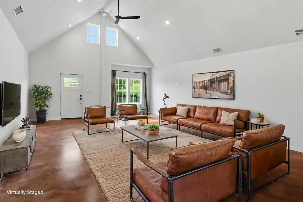 206 Sunfire Spicewood TX 78669