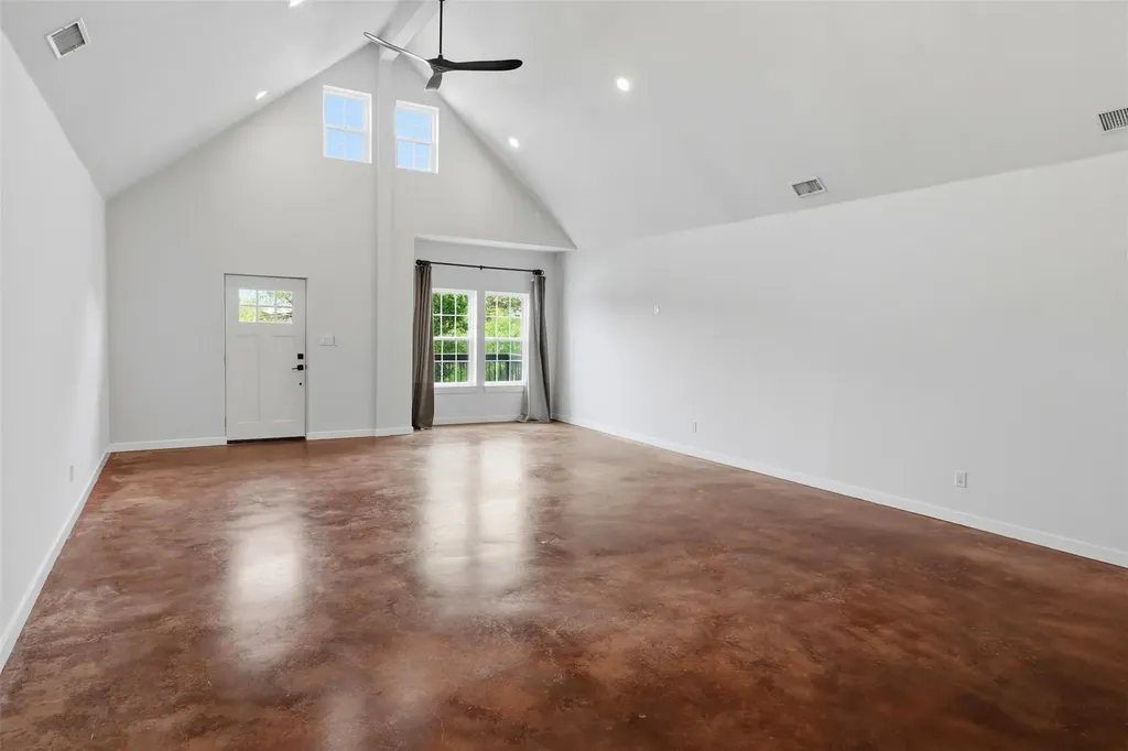 206 Sunfire Spicewood TX 78669