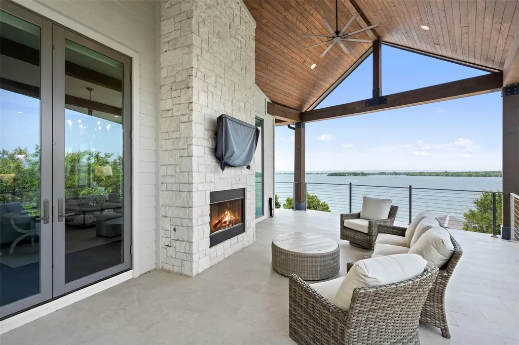 301 Blue Mountain Trail Horseshoe Bay TX 78657