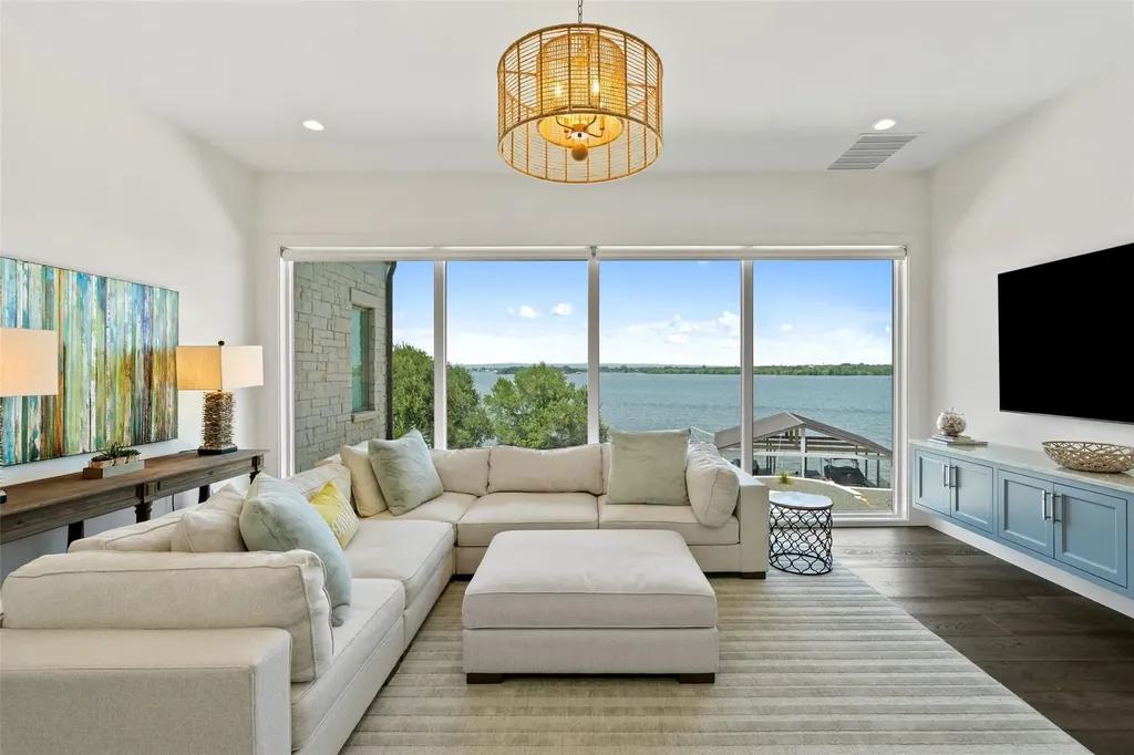 301 Blue Mountain Trail Horseshoe Bay TX 78657