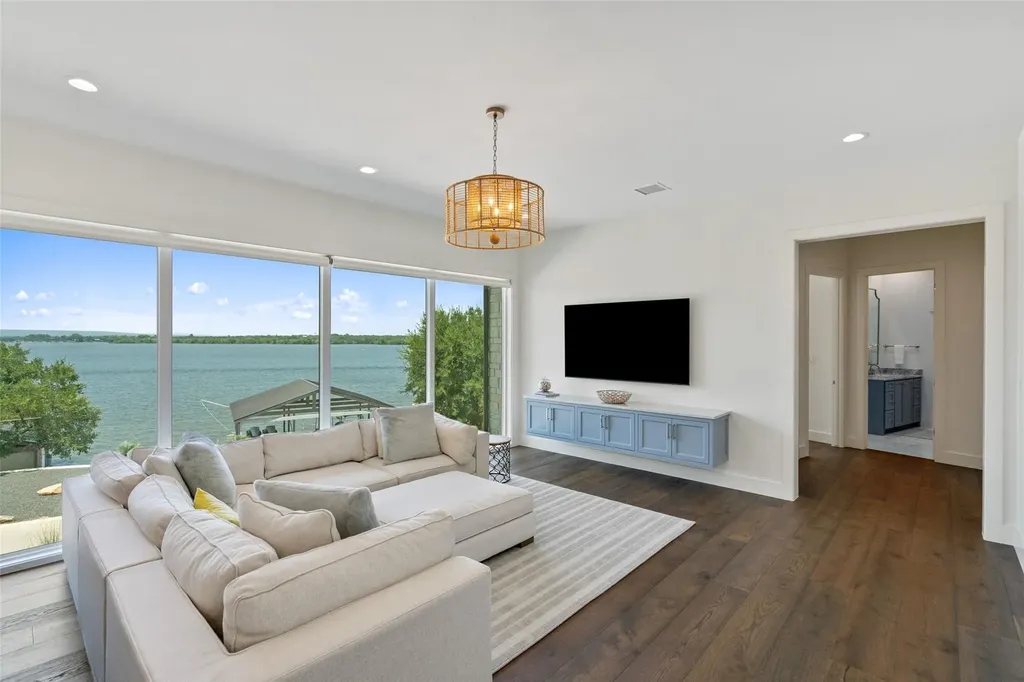 301 Blue Mountain Trail Horseshoe Bay TX 78657