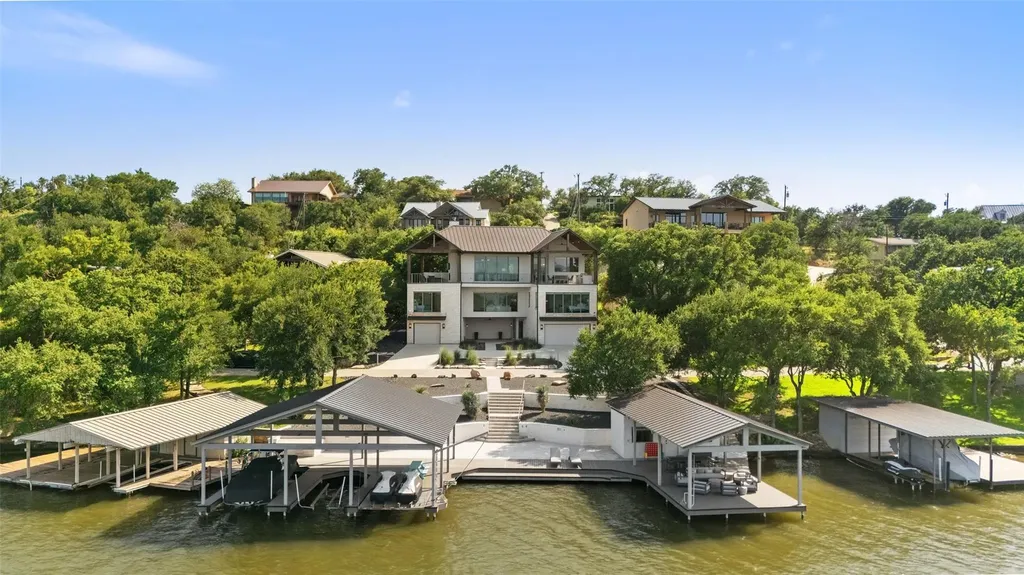 301 Blue Mountain Trail Horseshoe Bay TX 78657