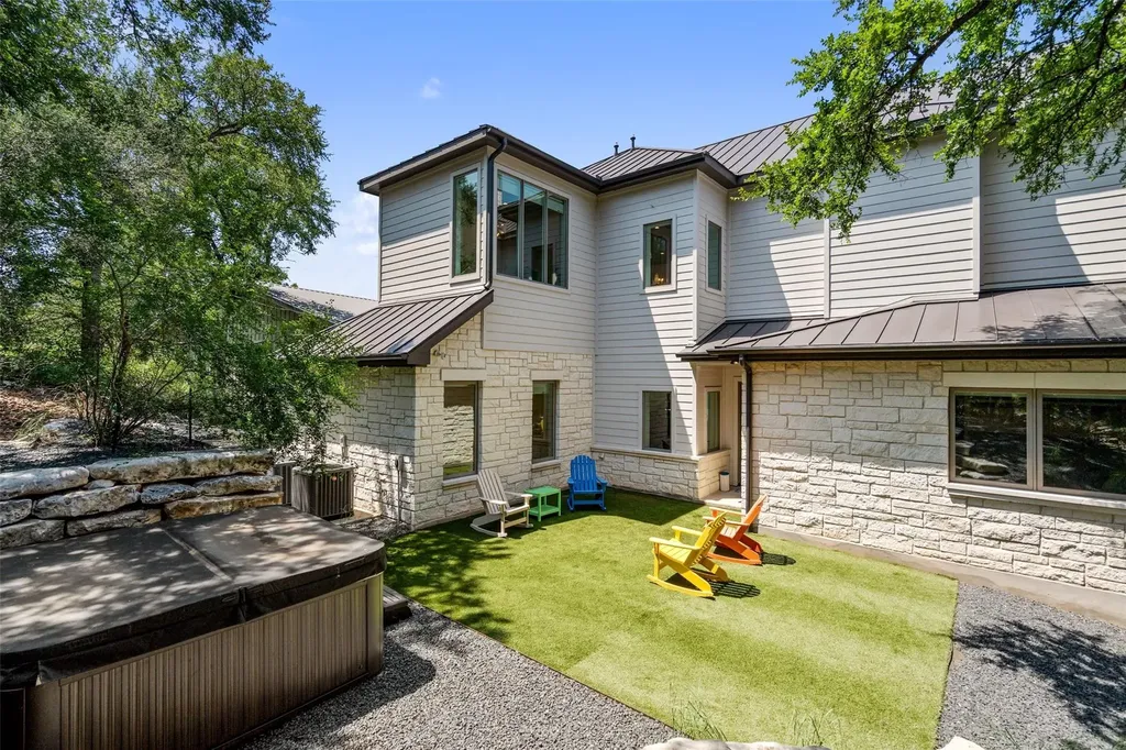 301 Blue Mountain Trail Horseshoe Bay TX 78657