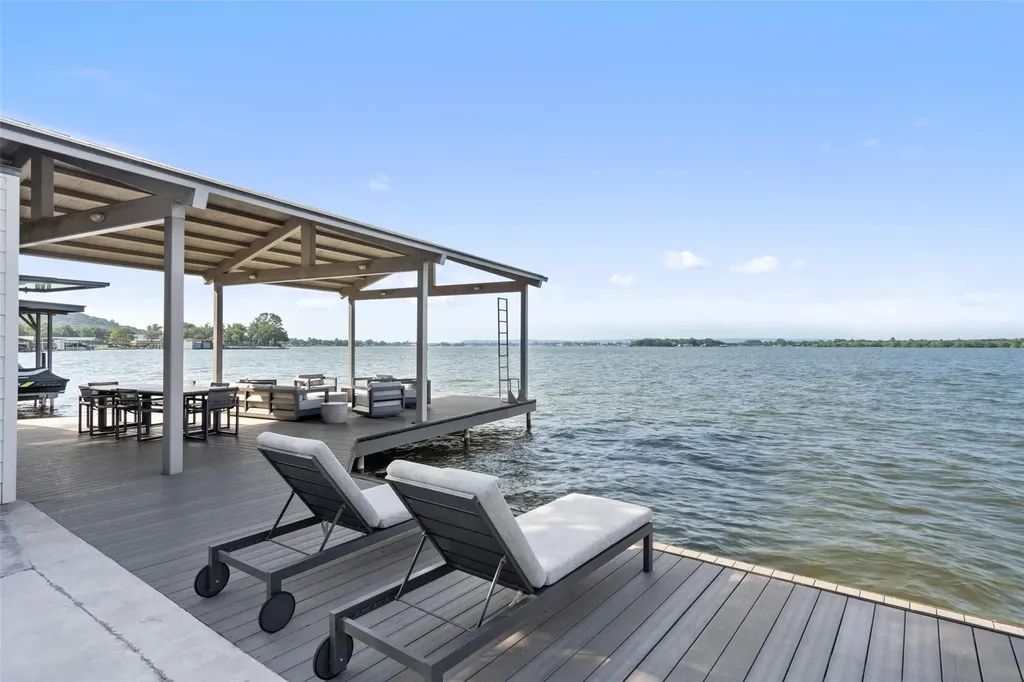 301 Blue Mountain Trail Horseshoe Bay TX 78657