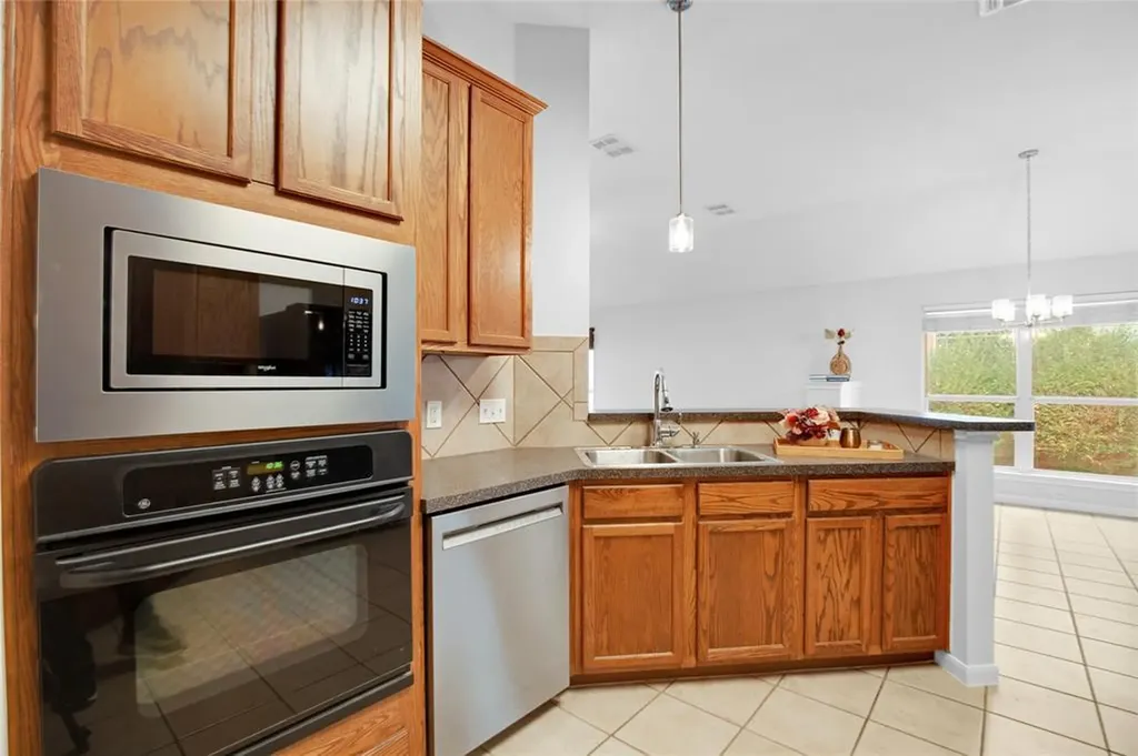 281 Hutton Drive Kyle TX 78640