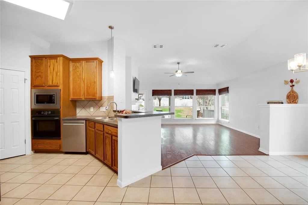 281 Hutton Drive Kyle TX 78640