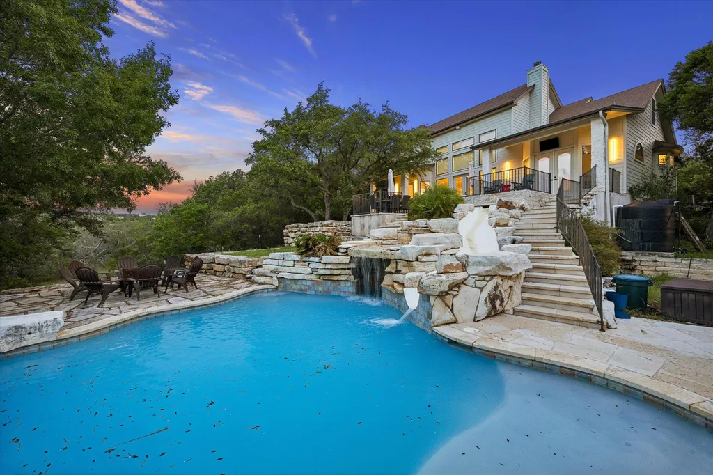 3719 Bee Creek Road Spicewood TX 78669