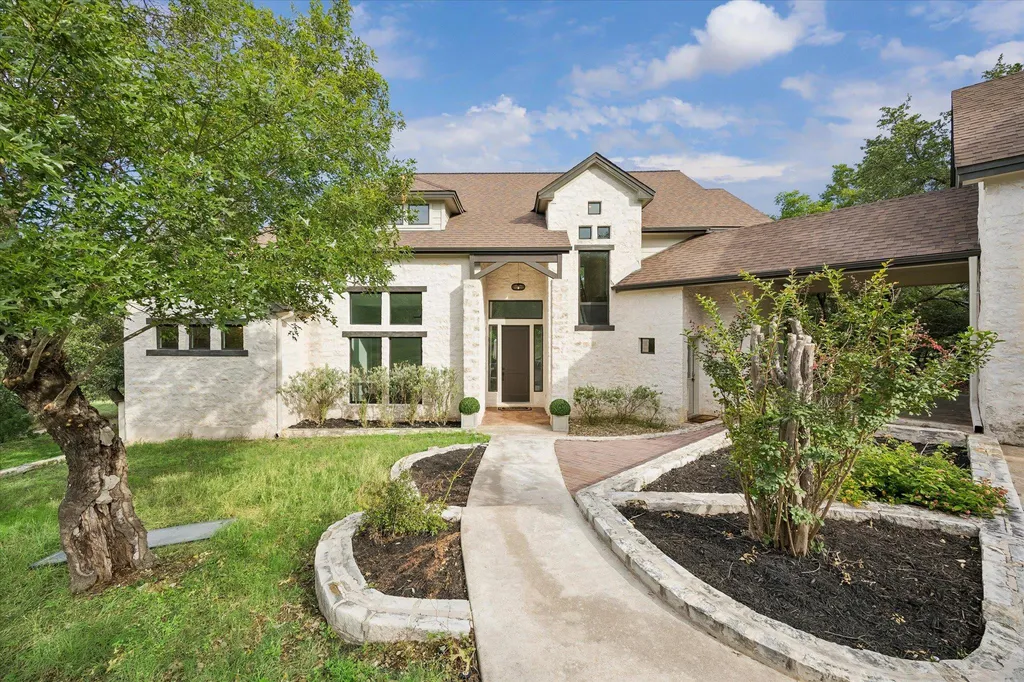 3719 Bee Creek Road Spicewood TX 78669