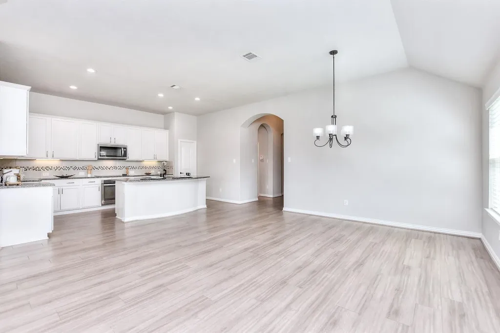 400 Farm Creek Drive Hutto TX 78634