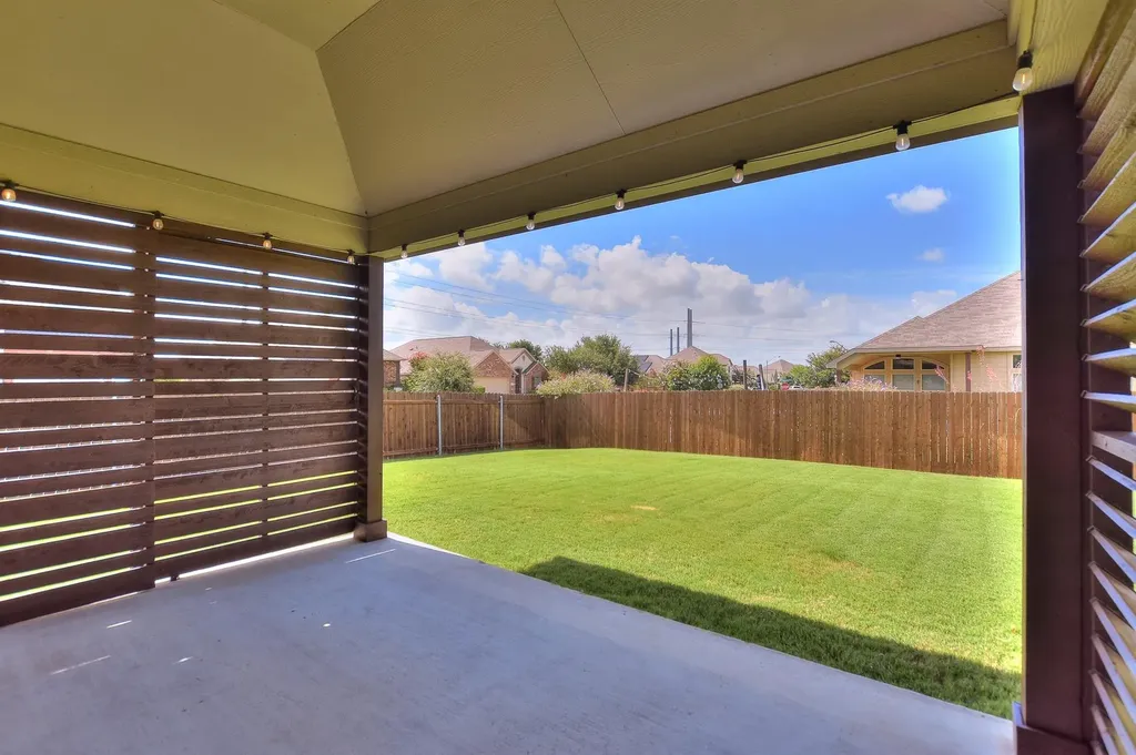400 Farm Creek Drive Hutto TX 78634