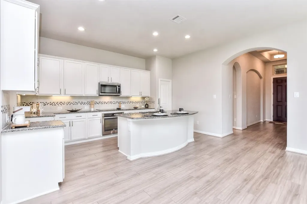 400 Farm Creek Drive Hutto TX 78634