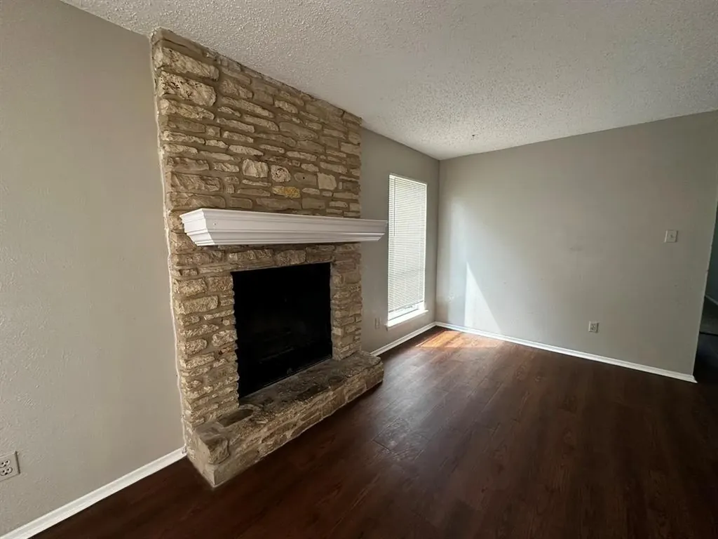 2202 Donahue Lane Austin TX 78744