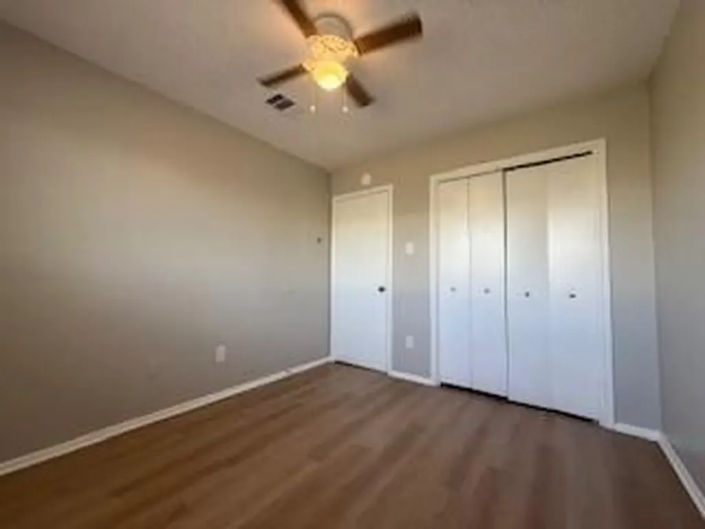 2202 Donahue Lane Austin TX 78744