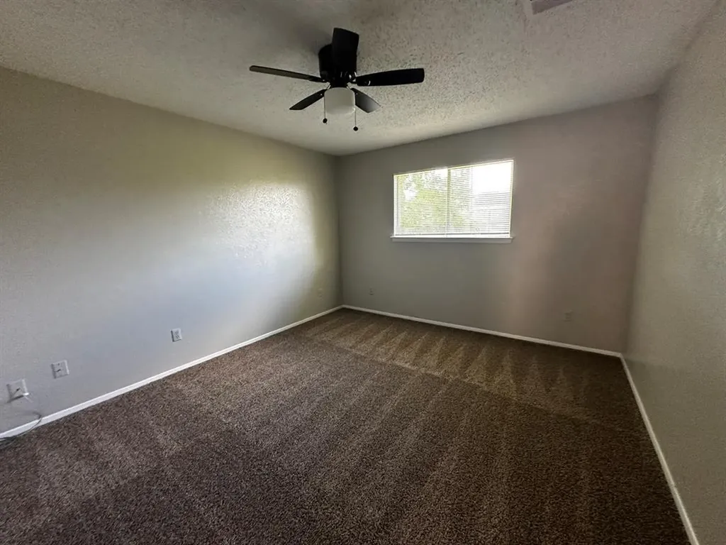 2202 Donahue Lane Austin TX 78744