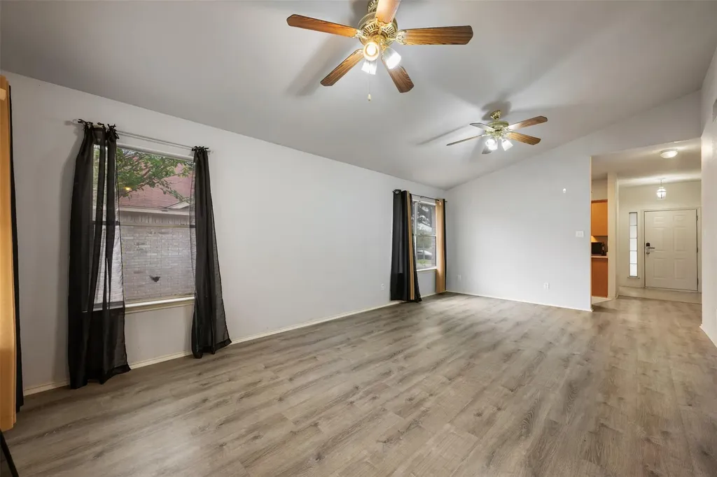 1704 W Pflugerville Parkway Round Rock TX 78664