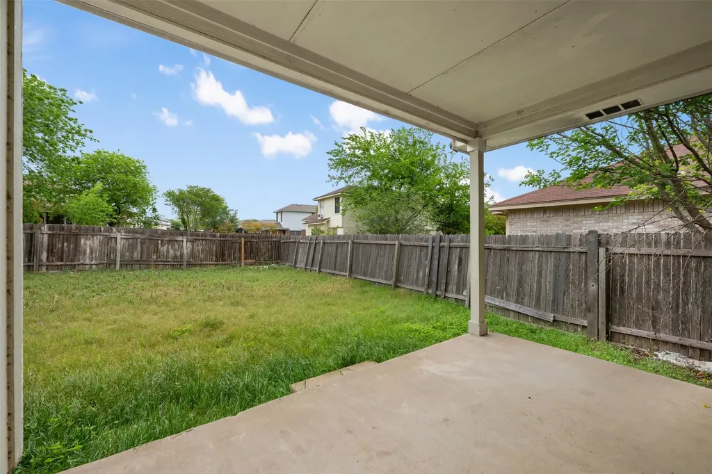 1704 W Pflugerville Parkway Round Rock TX 78664