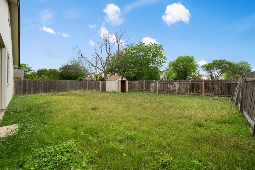 1704 W Pflugerville Parkway Round Rock TX 78664