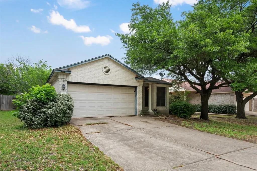 1704 W Pflugerville Parkway Round Rock TX 78664
