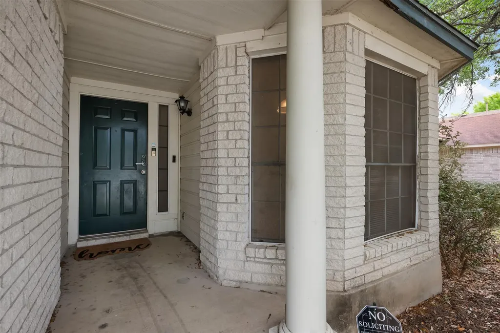 1704 W Pflugerville Parkway Round Rock TX 78664