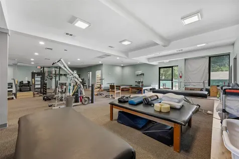 320 W William Cannon Drive Austin TX 78745