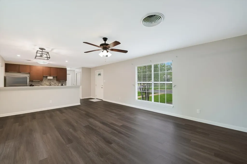 6809 Hanover Lane Austin TX 78723