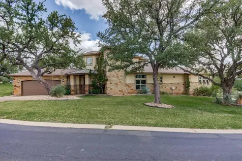 208 Colina Cove Drive Kingsland TX 78639