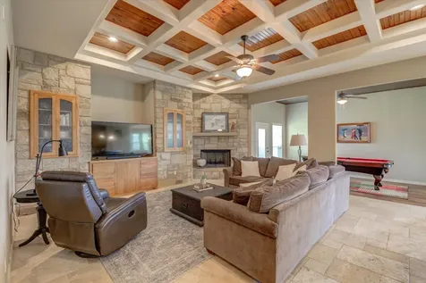 208 Colina Cove Drive Kingsland TX 78639