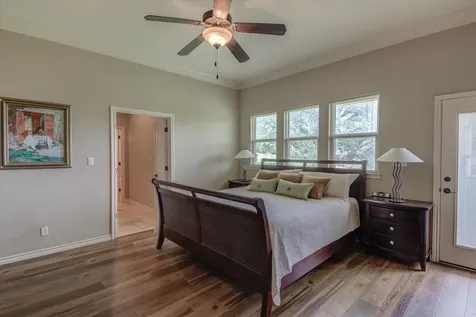 208 Colina Cove Drive Kingsland TX 78639