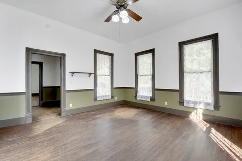 304 Olive Street Smithville TX 78957