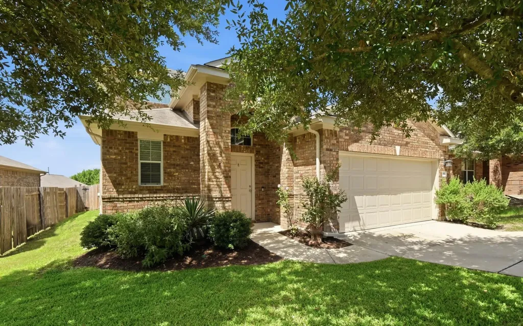196 Lavender Lane Buda TX 78610