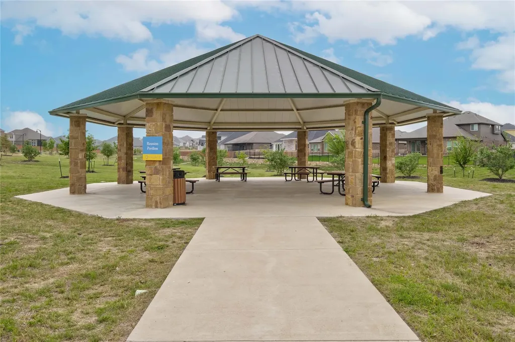 196 Lavender Lane Buda TX 78610